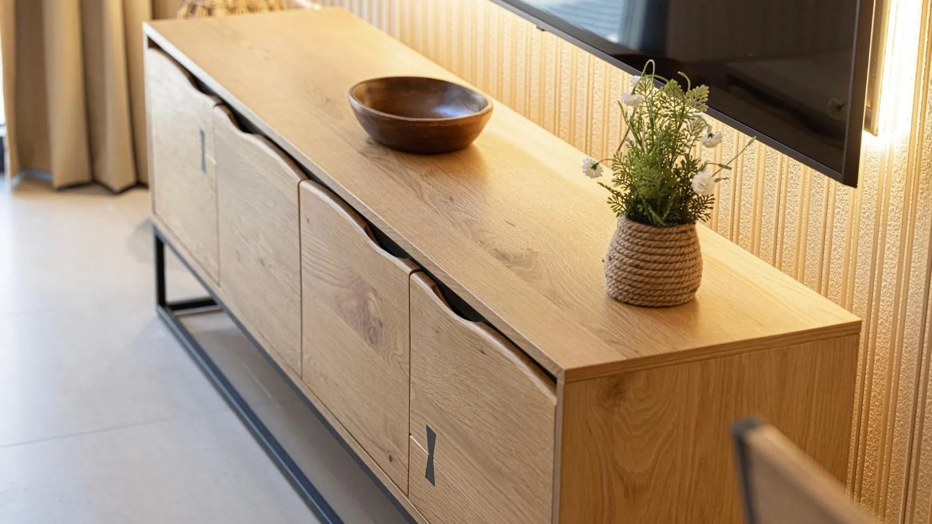 שארג'ה Luxe Haven Apartment By Blue Cloud Holidays