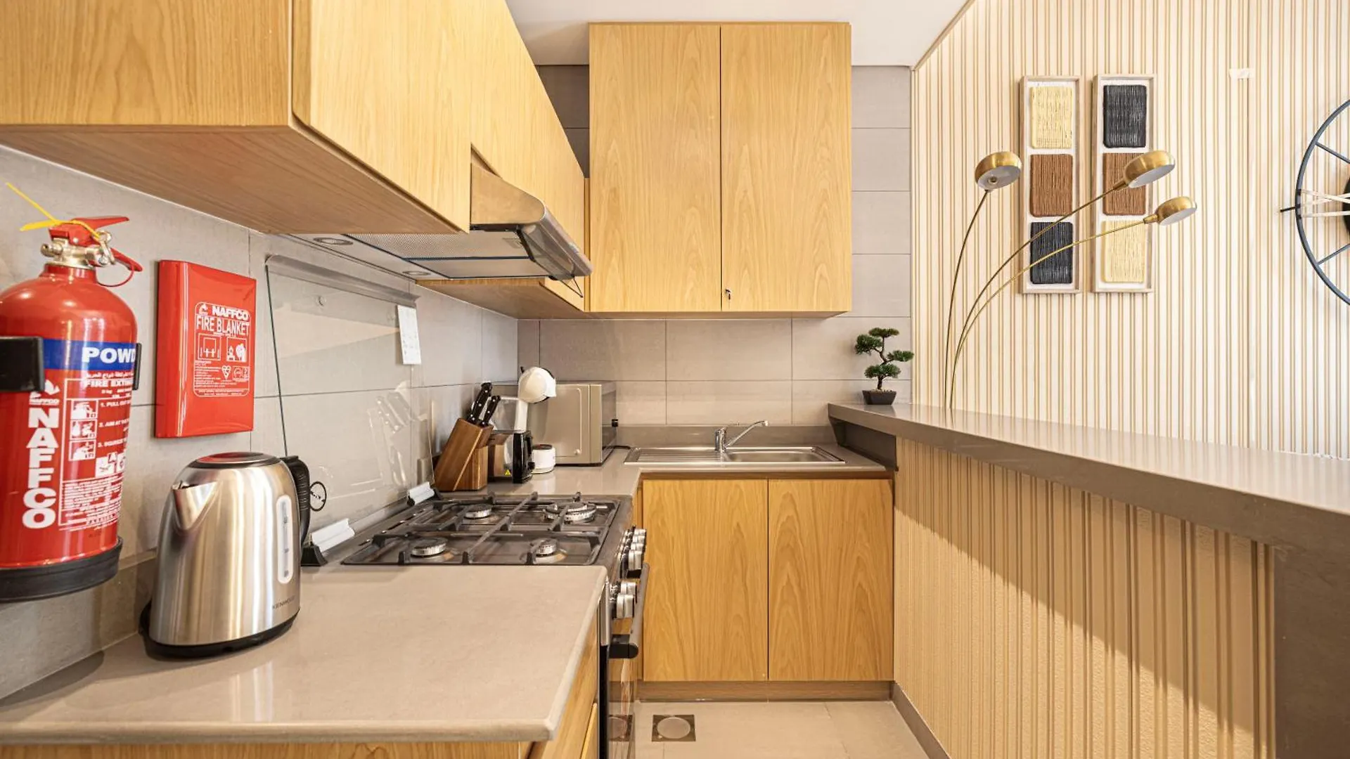 שארג'ה Luxe Haven Apartment By Blue Cloud Holidays